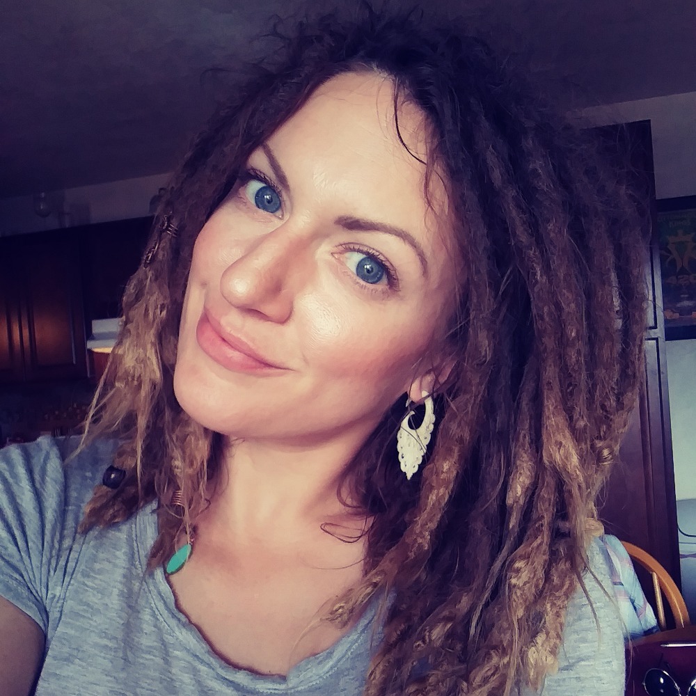 Meet your Posher, Ashlie